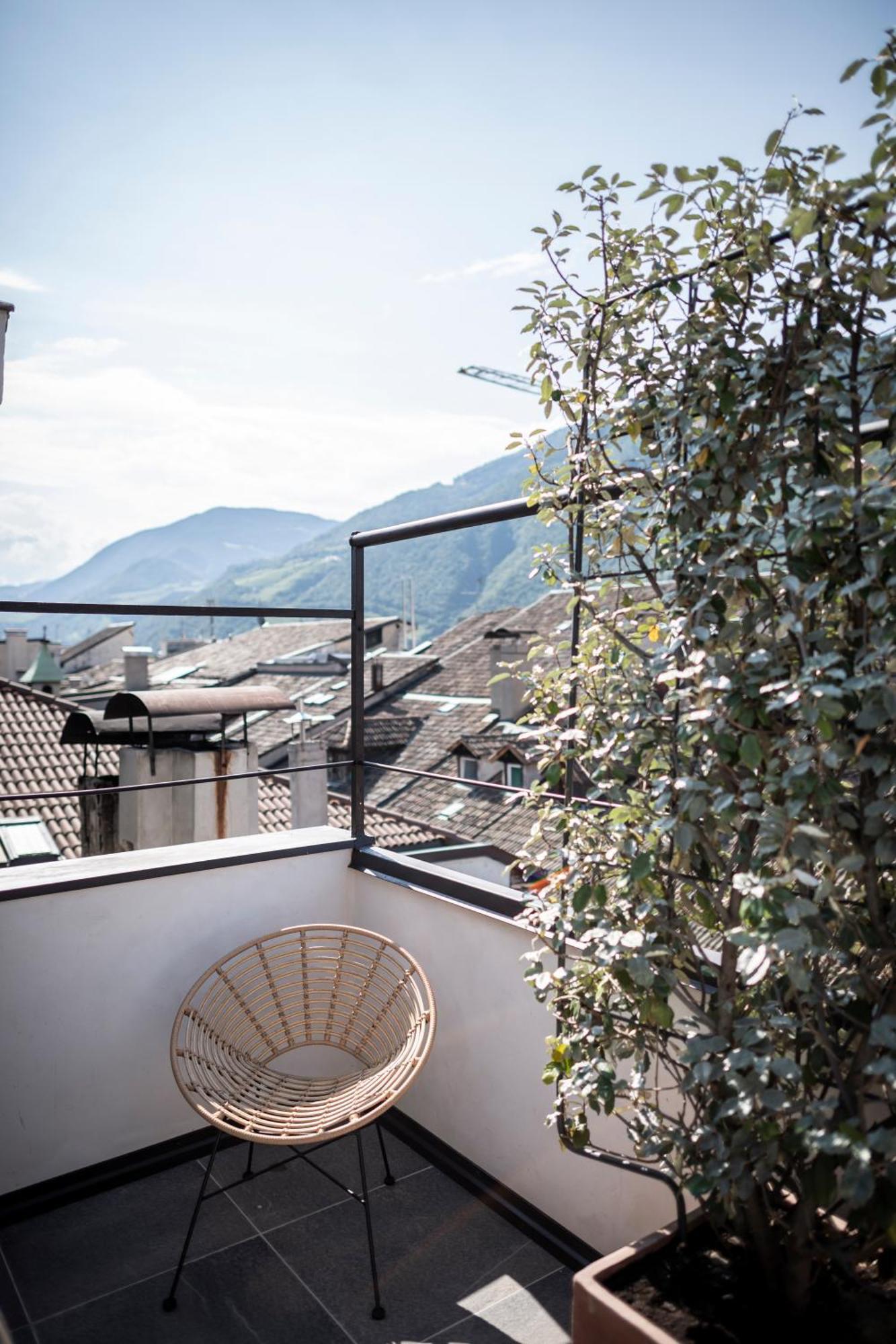 Hotel Goldenstern Townhouse Bozen Exterior foto